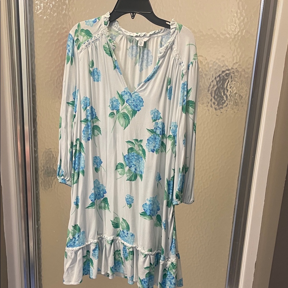 crown & ivy White Dress with Blue Floral Print